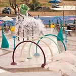 Zoe Hotel, Trypiti & Hive Water Park מלון