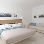 Zoe Hotel, Trypiti & Hive Water Park מלון לימנריה