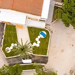 Zoe Hotel, Trypiti & Hive Water Park מלון