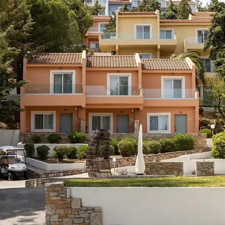 Zoe Hotel, Trypiti & Hive Water Park