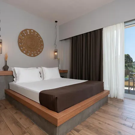 Zoe Hotel, Trypiti & Hive Water Park 4* Лименария