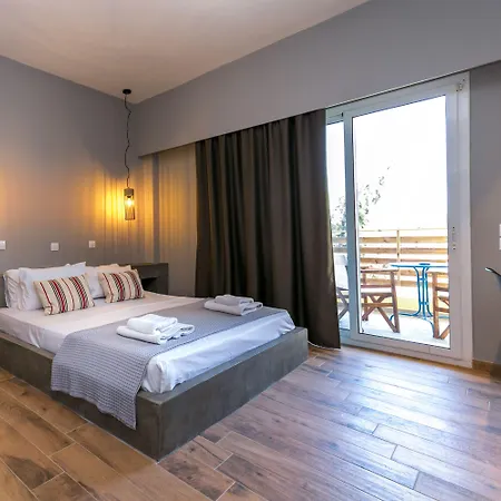 Zoe Hotel, Trypiti & Hive Water Park 4* Лименария