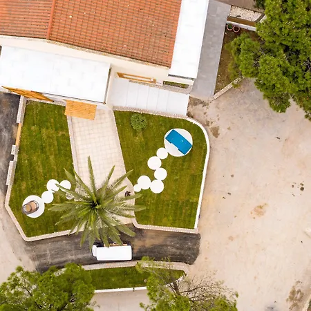 Zoe Hotel, Trypiti & Hive Water Park Хотел