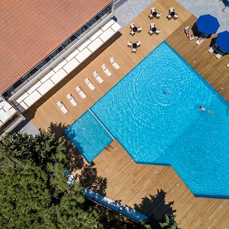 Хотел Zoe Hotel, Trypiti & Hive Water Park