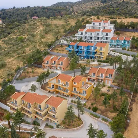 Zoe Hotel, Trypiti & Hive Water Park Hotel
