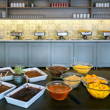 Zoe Hotel, Trypiti & Hive Water Park 4*