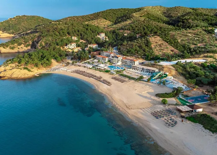 Zoe Hotel, Trypiti & Hive Water Park 4*