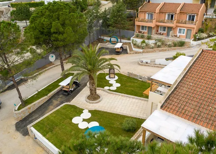 ホテル Zoe Hotel, Trypiti & Hive Water Park 4*