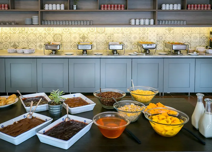 Zoe Hotel, Trypiti & Hive Water Park 4*